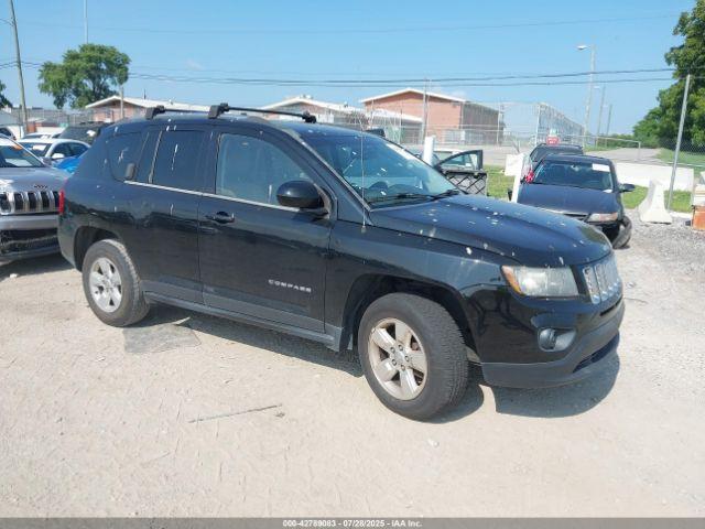  Salvage Jeep Compass