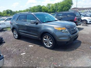  Salvage Ford Explorer