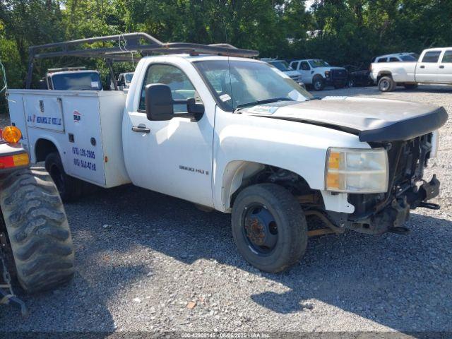  Salvage Chevrolet Silverado 3500