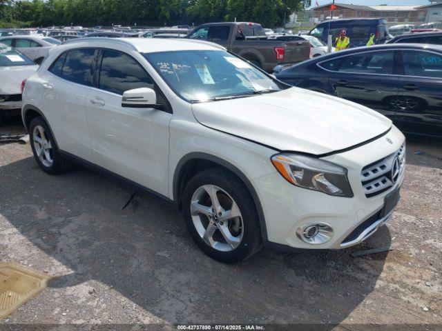  Salvage Mercedes-Benz GLA