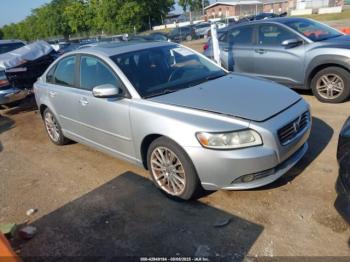  Salvage Volvo S40