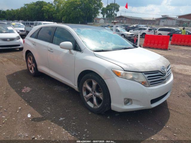  Salvage Toyota Venza