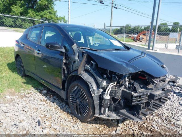  Salvage Nissan LEAF