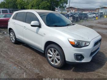  Salvage Mitsubishi Outlander