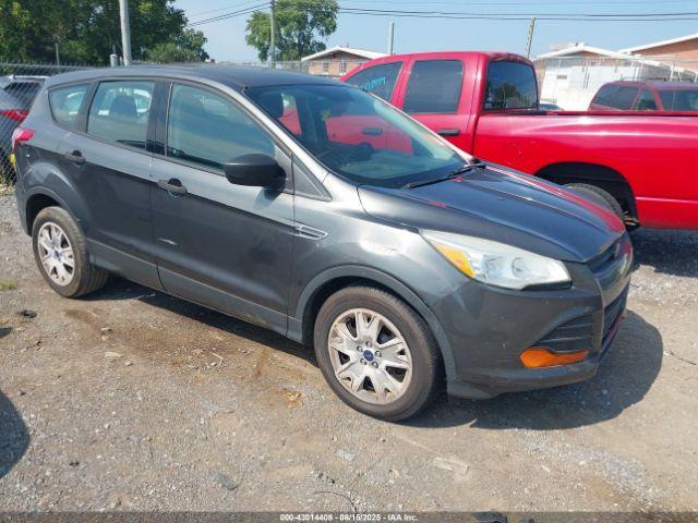  Salvage Ford Escape