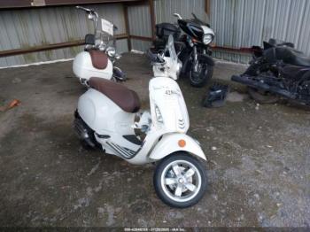  Salvage Vespa Sprint