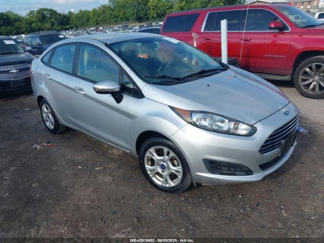  Salvage Ford Fiesta