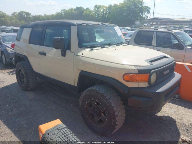  Salvage Toyota FJ Cruiser