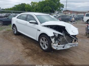  Salvage Ford Taurus