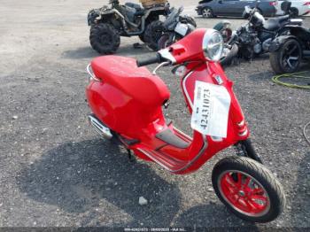  Salvage Vespa Primavera Sprint