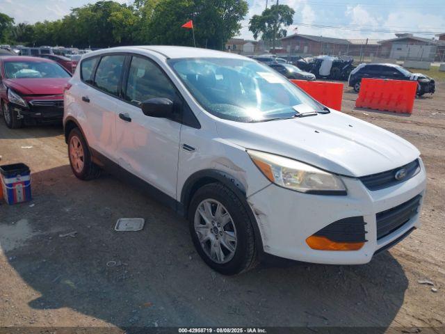  Salvage Ford Escape