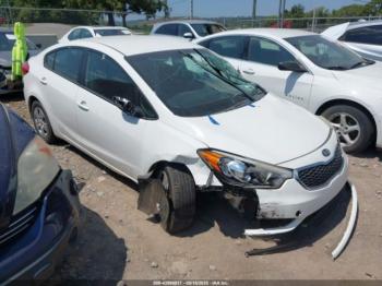  Salvage Kia Forte