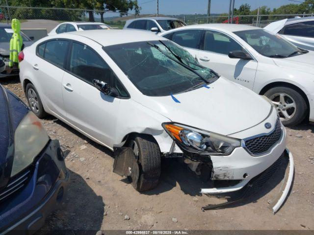  Salvage Kia Forte