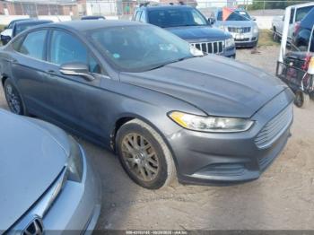  Salvage Ford Fusion