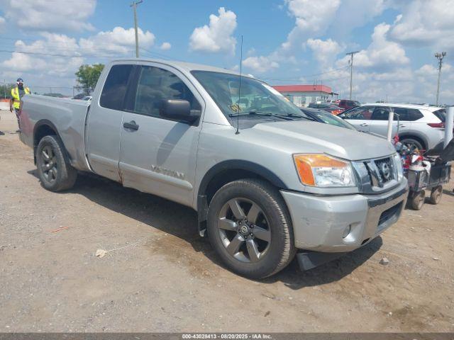  Salvage Nissan Titan