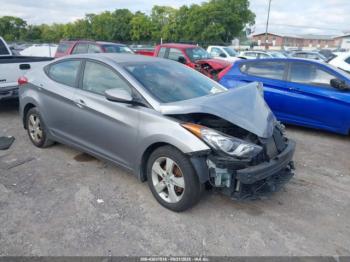  Salvage Hyundai ELANTRA
