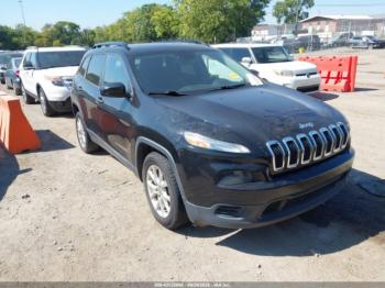  Salvage Jeep Cherokee