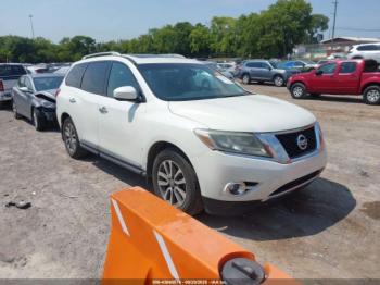  Salvage Nissan Pathfinder