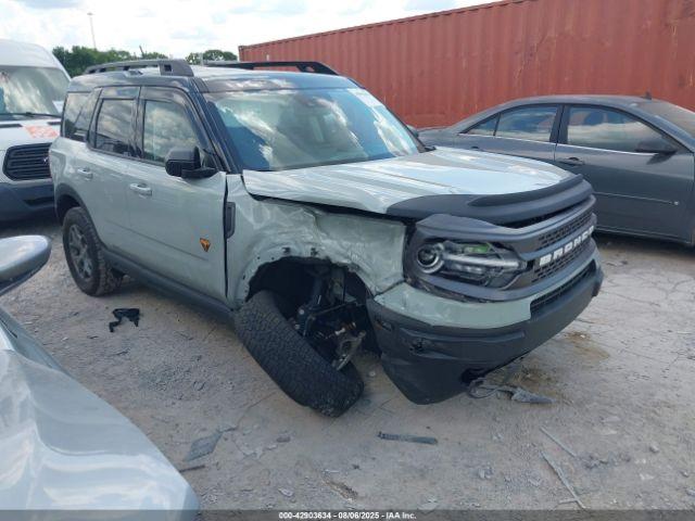  Salvage Ford Bronco