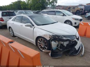  Salvage Lincoln MKZ