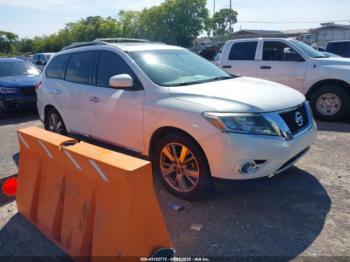  Salvage Nissan Pathfinder