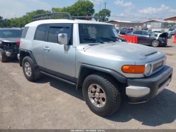  Salvage Toyota FJ Cruiser