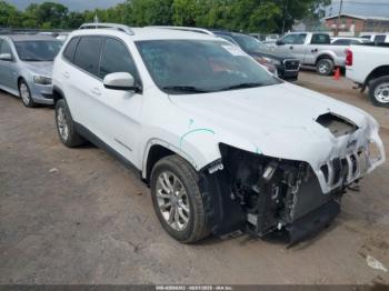  Salvage Jeep Cherokee