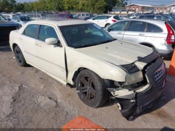  Salvage Chrysler 300