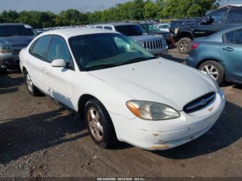  Salvage Ford Taurus
