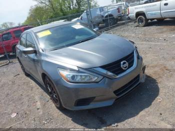  Salvage Nissan Altima