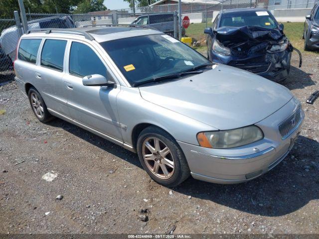  Salvage Volvo V70