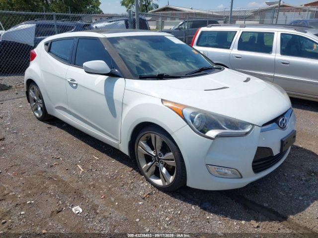  Salvage Hyundai VELOSTER