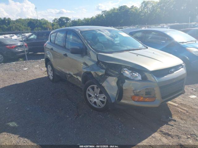  Salvage Ford Escape