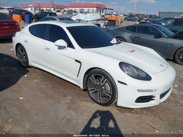  Salvage Porsche Panamera