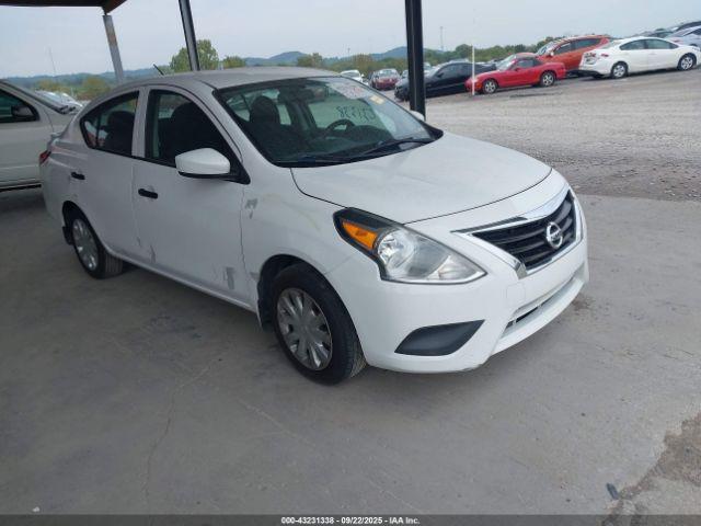  Salvage Nissan Versa