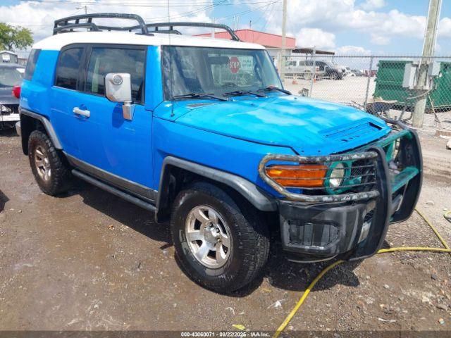  Salvage Toyota FJ Cruiser