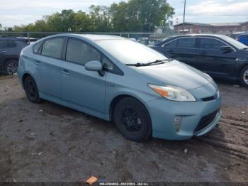  Salvage Toyota Prius