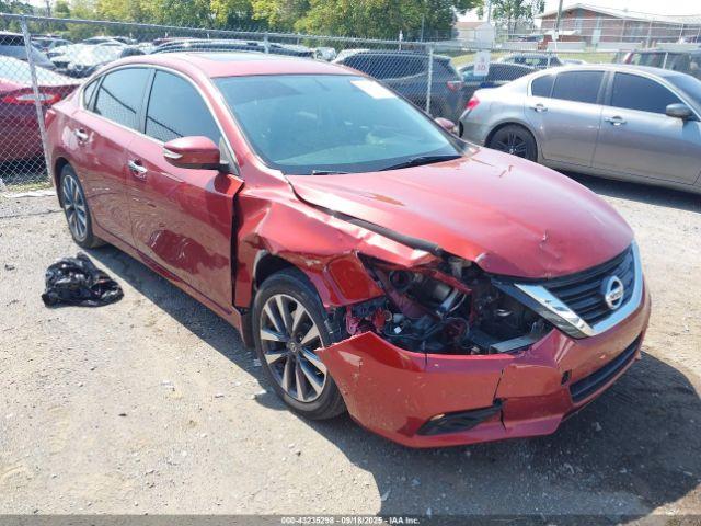  Salvage Nissan Altima