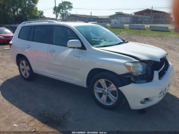  Salvage Toyota Highlander