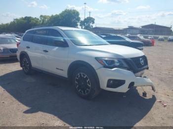  Salvage Nissan Pathfinder