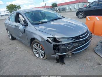  Salvage Chrysler 200