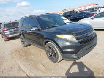  Salvage Ford Explorer
