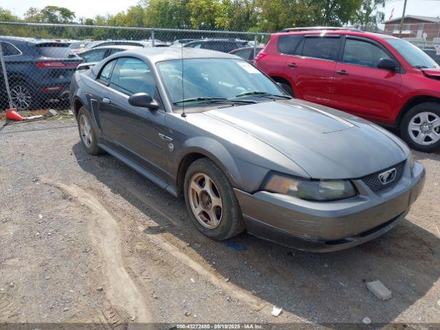  Salvage Ford Mustang