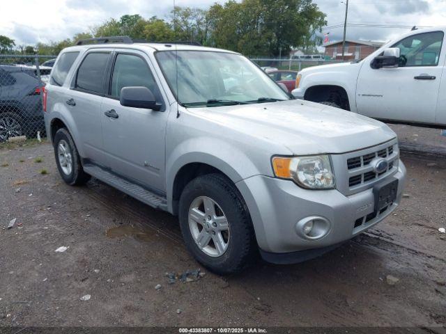  Salvage Ford Escape