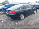 Chrysler 200 Limited Image 3