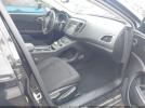 Chrysler 200 Limited Image 4
