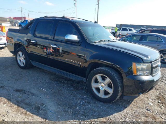  Salvage Chevrolet Avalanche 1500