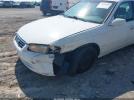 Toyota Camry Le Image 6