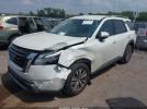 Nissan Pathfinder Sl Fwd Image 2