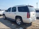 GMC Yukon Denali Image 14